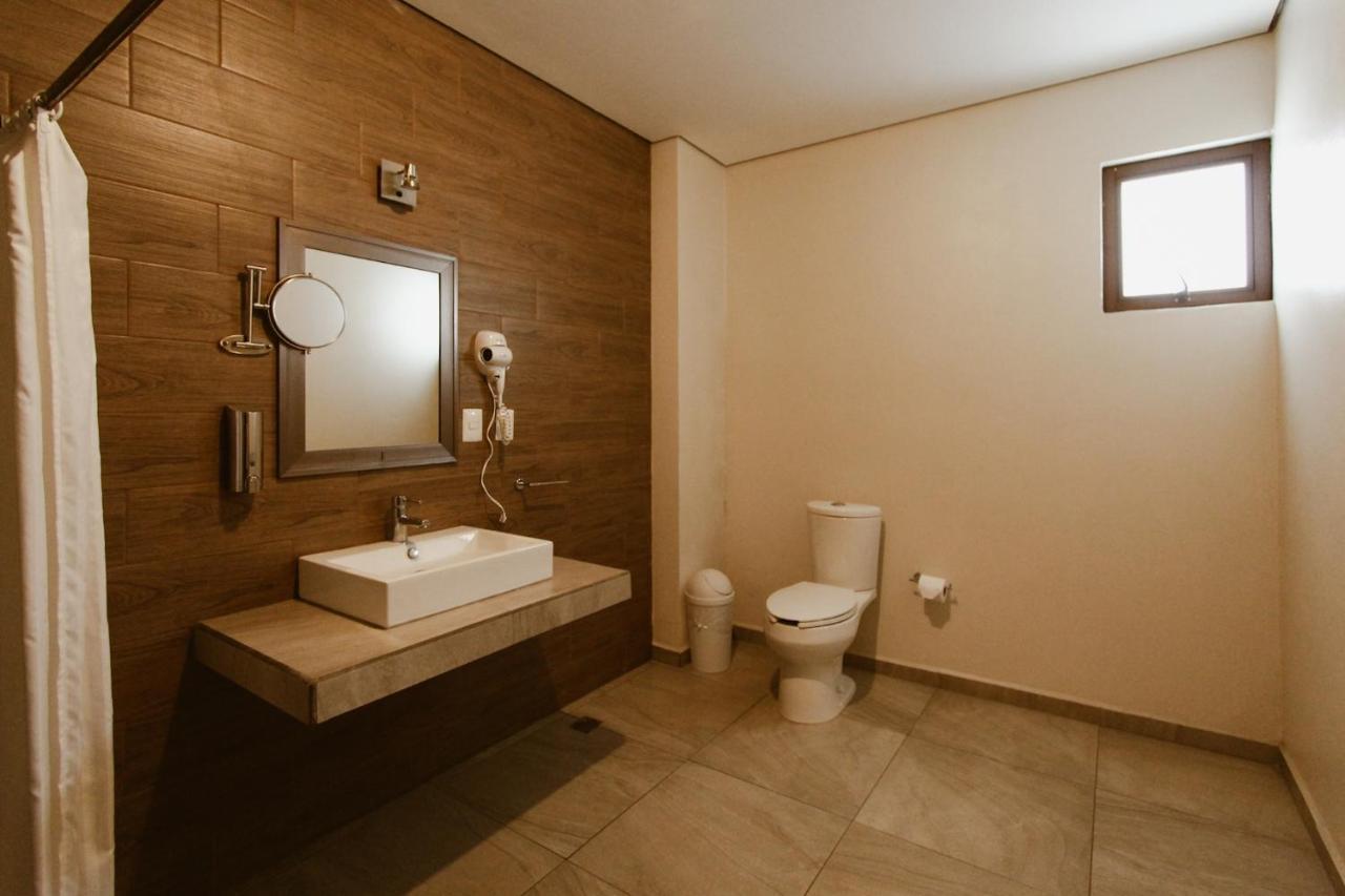Hotel Guiva Aeropuerto Oaxaca Zewnętrze zdjęcie